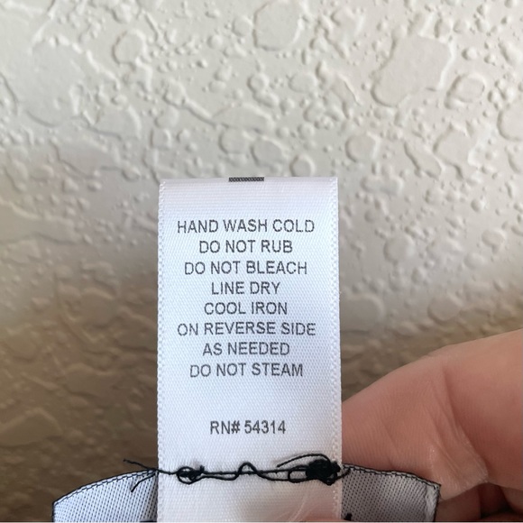 NWT B Darlin Fitted Sequin Dress with Balloon Sleeves in Champagne Juniors 5/6 - Picture 8 of 8